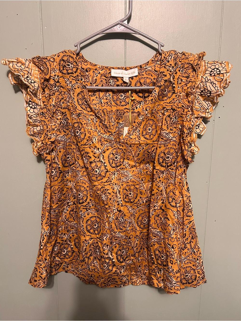 House of Harlow 1960 Mustard Floral Paisley Ruffle Sleeve Top